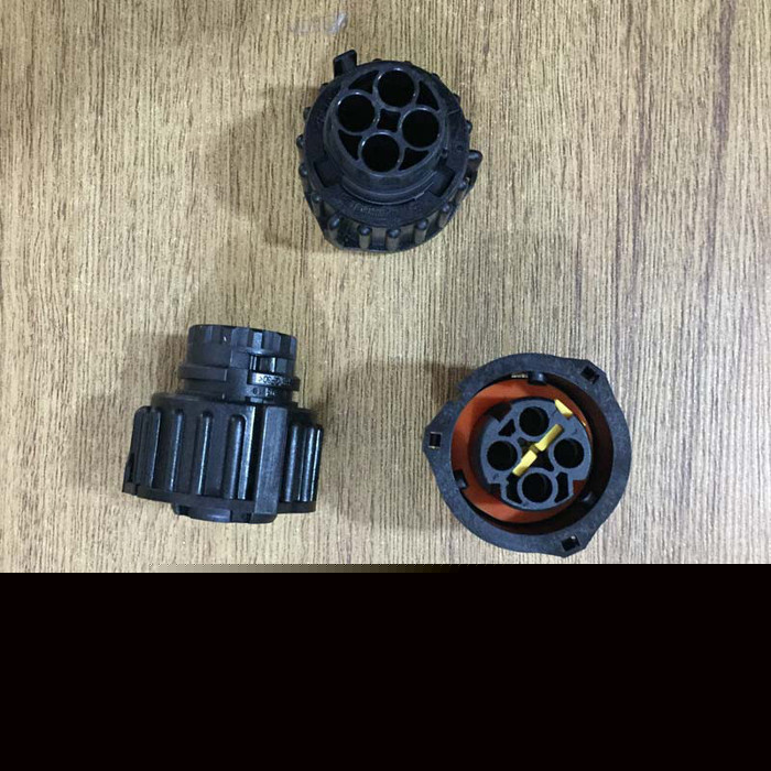 1-1813099-1 TE泰科汽車連接器 接插件 原廠原裝進(jìn)口 現(xiàn)貨期貨供應(yīng)