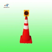 太陽(yáng)能小黃燈 公路防霧警示燈 太陽(yáng)能路錐警示燈廠家