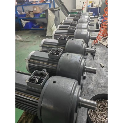 木工家具機(jī)械設(shè)備專用齒輪減速機(jī)，