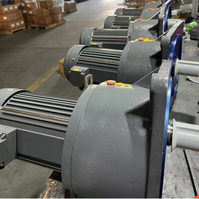 食品包裝機械專用減速電機，齒輪減